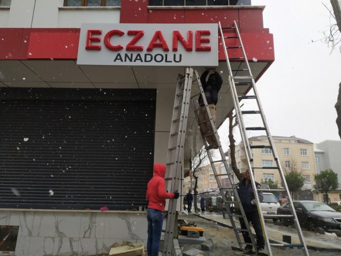 ARNAVUTKÖY ECZANE TABELASI